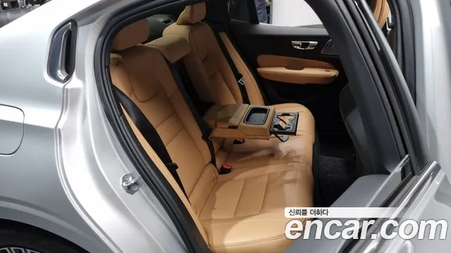 Volvo S60 3rd generation id 2699826 из Кореи 2