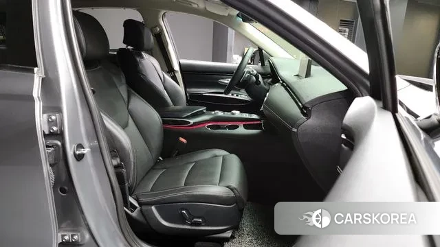 Genesis GV70 2023 Серый из Кореи, фото 2