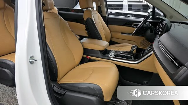 Kia Carnival 4th generation 2021 Белый из Кореи, фото 2