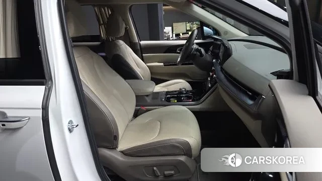 Kia Carnival 4th generation 2022 Белый из Кореи, фото 2