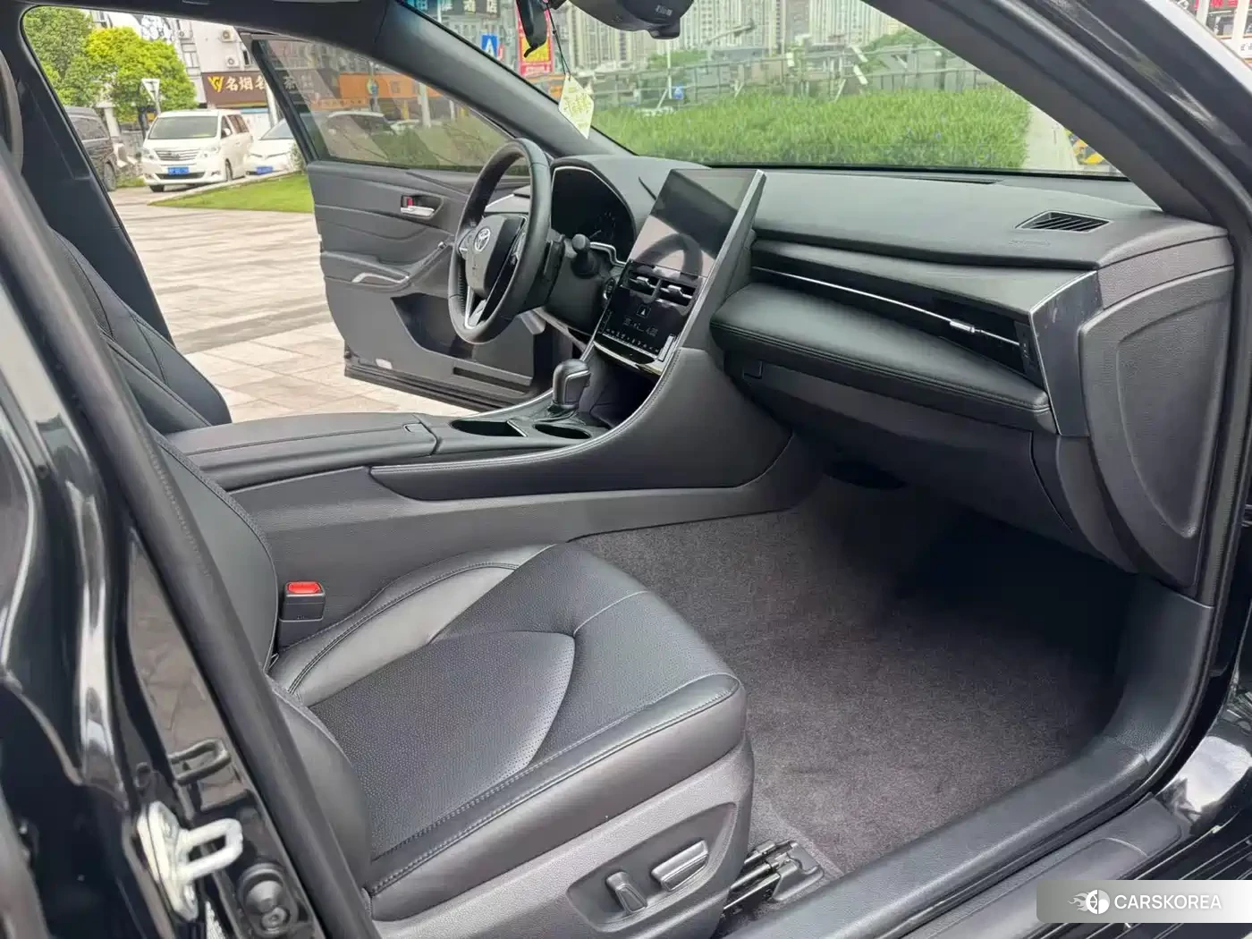 Toyota Avalon 2022 Черный из Китая, фото 2