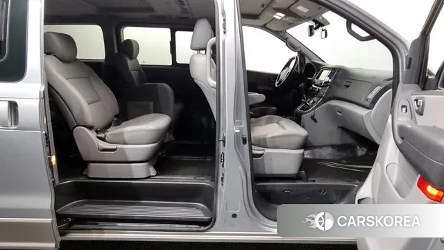 Hyundai The New Grand Starex 2020 Серебряный из Кореи, фото 2