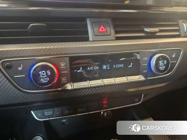 Audi A4L 2024 Черный из Китая, фото 2