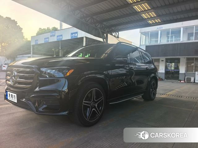 Mercedes-Benz GLS 2024 Черный из Китая, фото 2