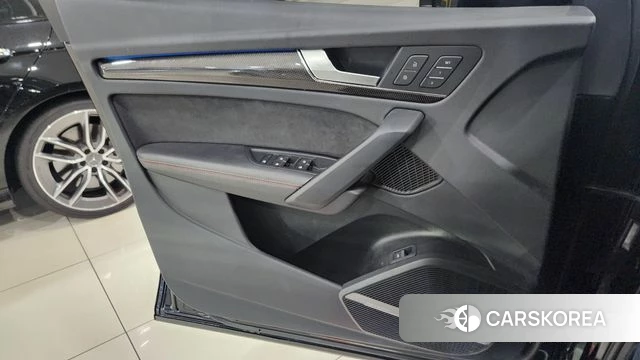 Audi SQ5 (FY) 2023 Черный из Кореи, фото 2