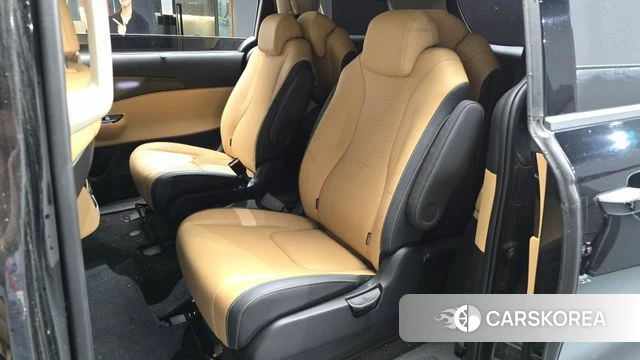 Kia Carnival 4th generation 2022 Черный из Кореи, фото 2