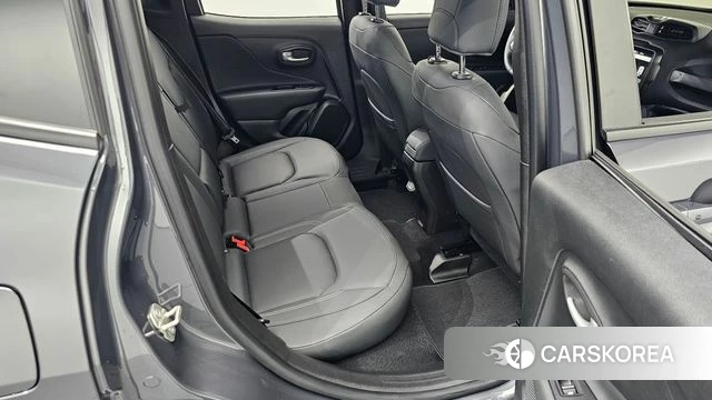 Jeep Renegade 2023 Серый из Кореи, фото 2