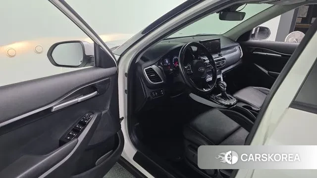 Kia Seltos 2020 Белый из Кореи, фото 2