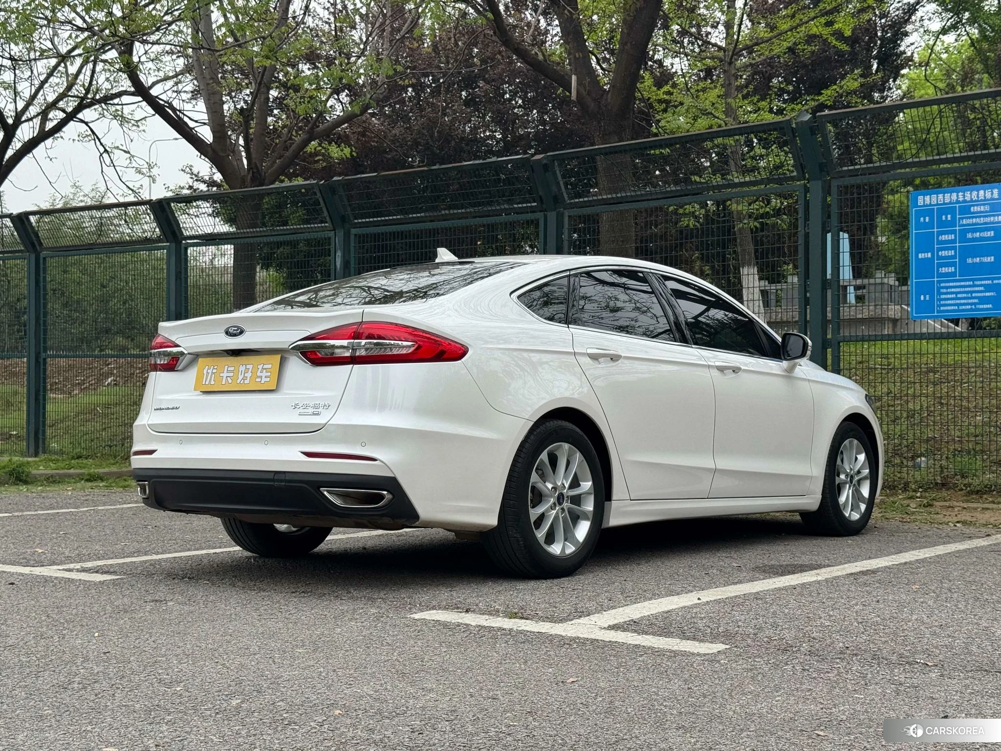 Ford Mondeo 2020 Белый из Китая, фото 2