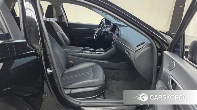 Hyundai Sonata (DN8) 2021 Черный из Кореи, фото 2
