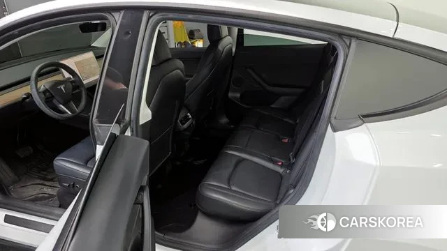 Tesla Model Y 2021 Белый из Кореи, фото 2