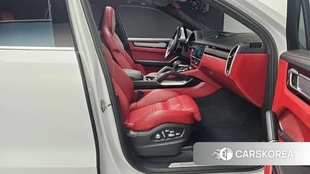 Porsche Cayenne (PO536) 2020 Белый из Кореи, фото 2