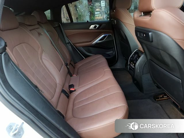 BMW X6 (G06) 2022 Белый из Кореи, фото 2