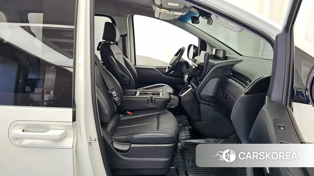 Hyundai Staria 2024 Белый из Кореи, фото 2