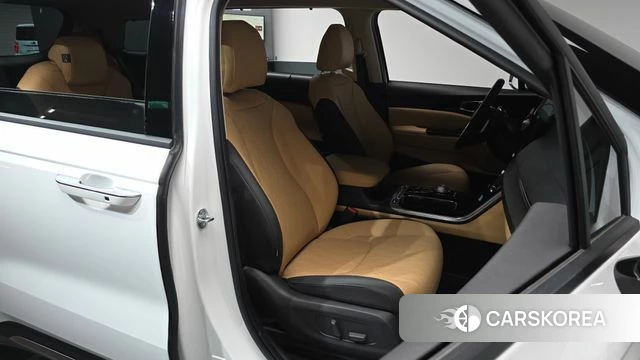 Kia Carnival 4th generation 2023 Белый из Кореи, фото 2