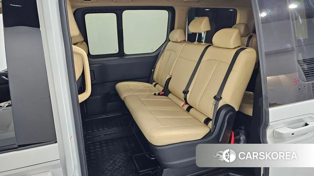 Hyundai Staria 2024 Белый из Кореи, фото 2