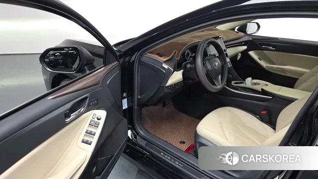 Toyota Avalon 5th Generation 2022 Черный из Кореи, фото 2