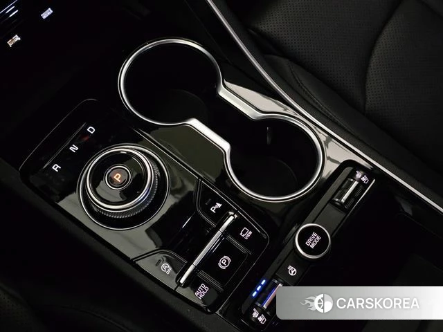Kia K5 3rd generation 2023 Белый из Кореи, фото 2