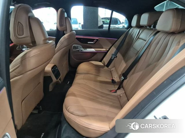 Mercedes-Benz E-Class W214 2026 Белый из Кореи, фото 2