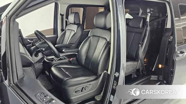 Hyundai Staria 2021 Серый из Кореи, фото 2