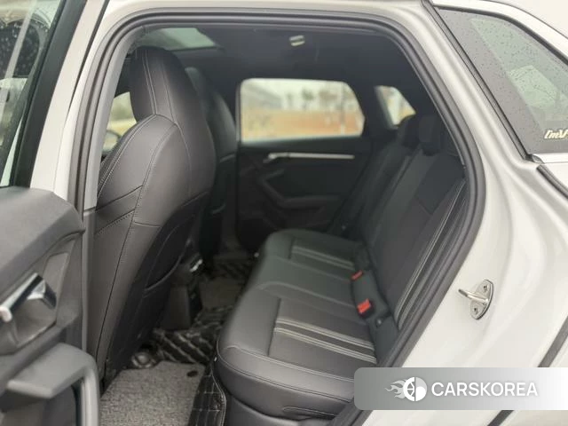 Audi A3 2022 Белый из Китая, фото 2