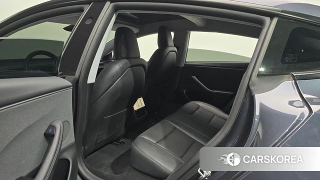 Tesla Model 3 2025 Серый из Кореи, фото 2