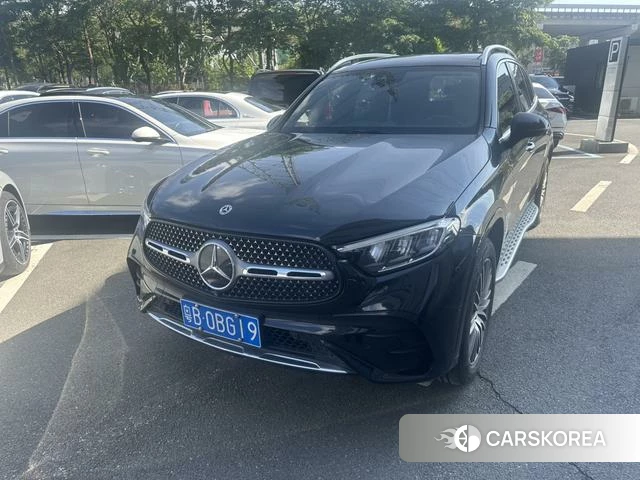 Mercedes-Benz GLC 2023 Черный из Китая, фото 2