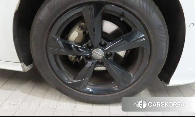 Audi A6 (C8) 2019 Белый из Кореи, фото 2