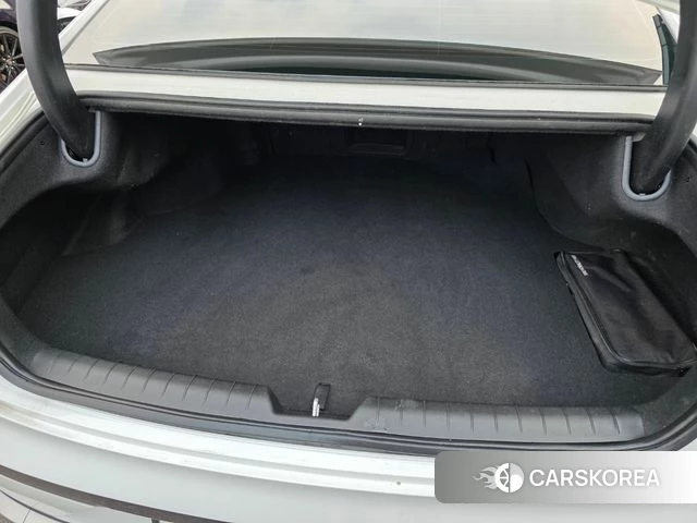 Hyundai Grandeur (GN7) 2023 Белый из Кореи, фото 2