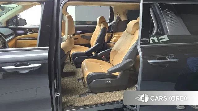 Kia Carnival 4th generation 2021 Серый из Кореи, фото 2