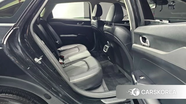 Kia K5 3rd generation 2023 Черный из Кореи, фото 2