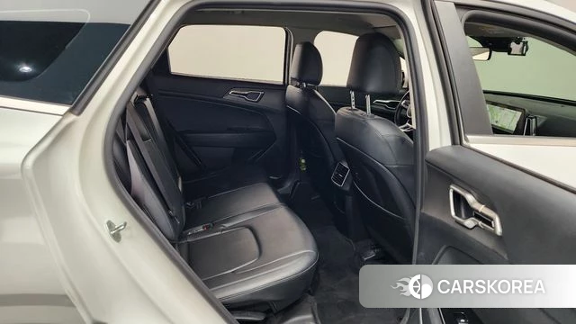 Kia Sportage 5th Generation 2021 Белый из Кореи, фото 2