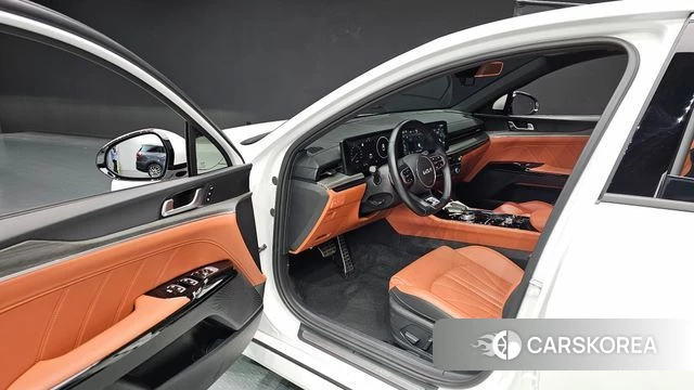 Kia The New K5 3rd generation 2025 Белый из Кореи, фото 2