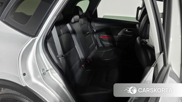 Kia Niro Plus 2022 Серебряный из Кореи, фото 2