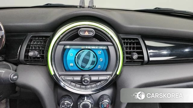 Mini Cooper Convertible 2021 Синий нефрит из Кореи, фото 2