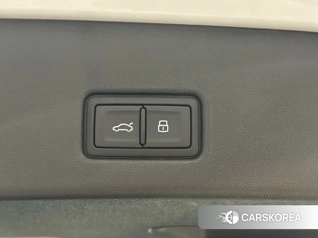 Audi Q4 e-tron 2023 Синий из Китая, фото 2