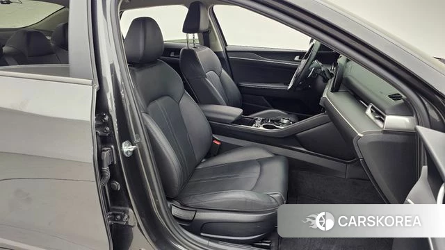 Kia K5 3rd generation 2021 Серый из Кореи, фото 2