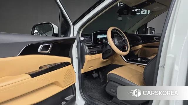 Kia Carnival 4th generation 2021 Белый из Кореи, фото 2