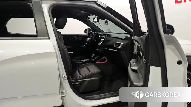 Chevrolet (GM Daewoo) Trailblazer 2021 Белый из Кореи, фото 2