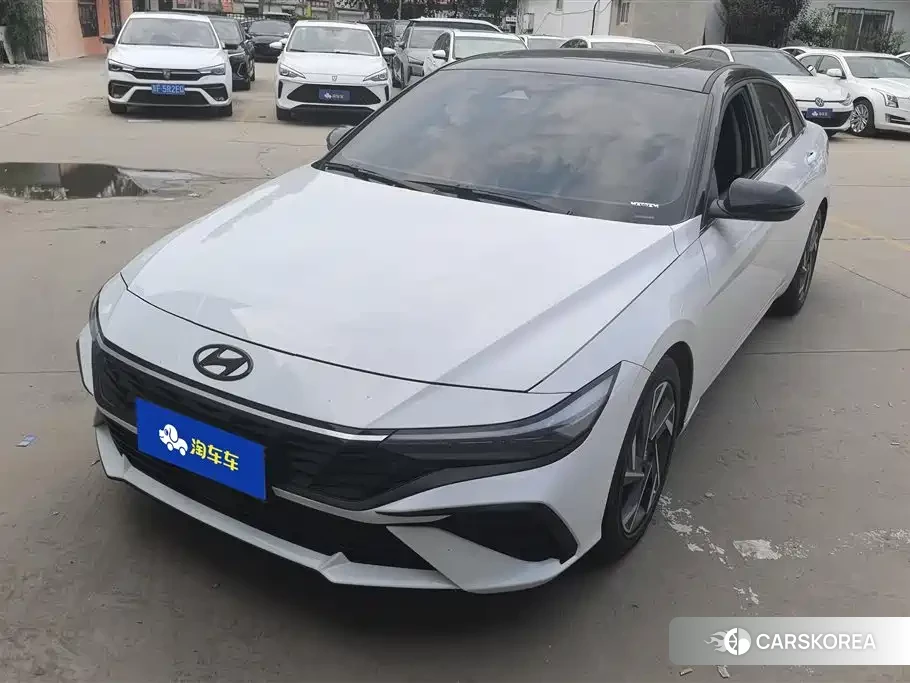 Hyundai Elantra 2024 Белый из Китая, фото 2