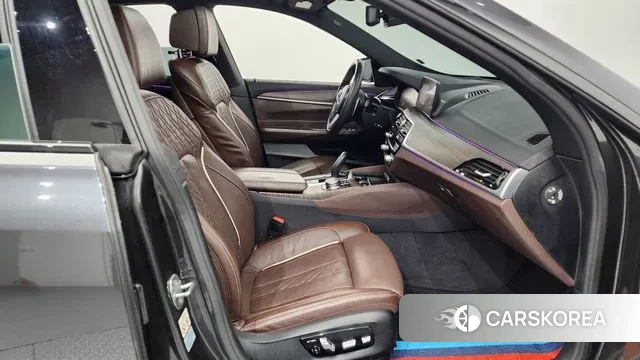BMW 6 Series GT (G32) 2019 Серый из Кореи, фото 2