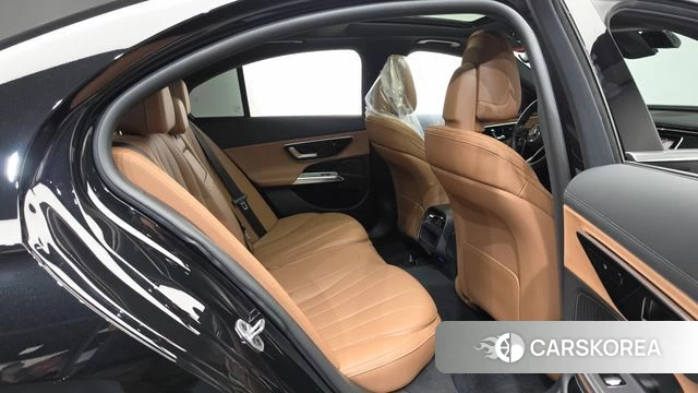 Mercedes-Benz E-Class W214 2025 Черный из Кореи, фото 2