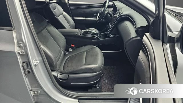Hyundai Tucson (NX4) 2021 Серебряный из Кореи, фото 2