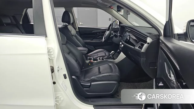 Ssangyong Beautiful Korando 2021 Белый из Кореи, фото 2