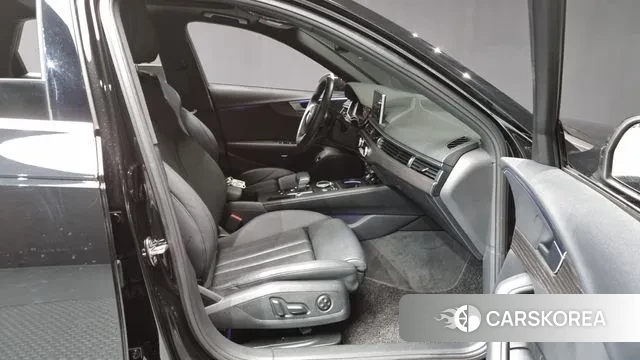 Audi A4 (B9) 2019 Черный из Кореи, фото 2