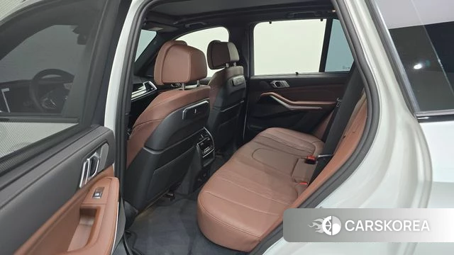 BMW X5 (G05) 2025 Белый из Кореи, фото 2