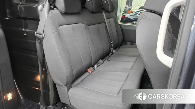 Hyundai Staria 2023 Серый из Кореи, фото 2