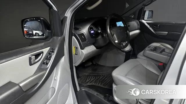 Hyundai The New Grand Starex 2019 Серебряный из Кореи, фото 2
