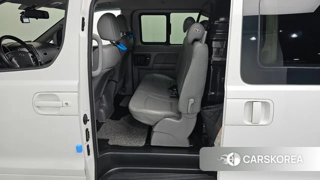 Hyundai The New Grand Starex 2021 Белый из Кореи, фото 2