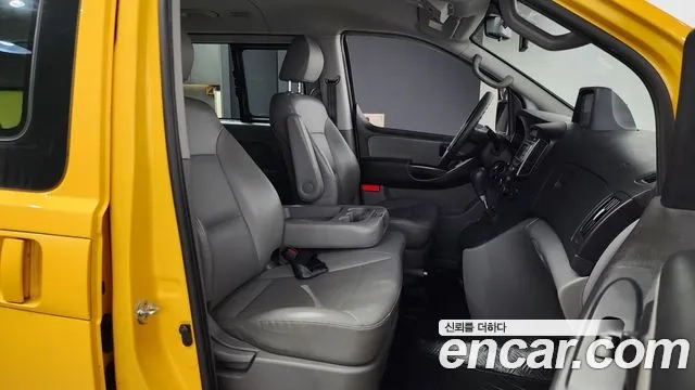 Hyundai The New Grand Starex 2019 Желтый из Кореи, фото 2